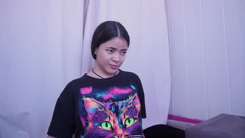 hecate333 online show from December 21, 2024, 12:59 pm