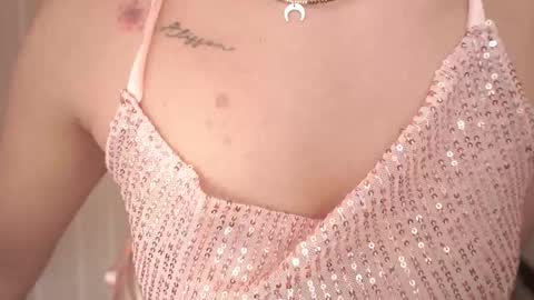 hecate333 online show from October 15, 2025, 8:58 am