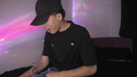 Snapshot of heellboy_ chatting on May 25, 2026, 4:07 am heellboy_ online show from May 25, 2026, 4:07 am