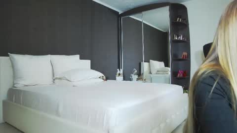 Helen online show from April 28, 2026, 3:06 pm