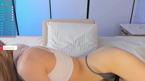 Snapshot of heidas_passion chatting on January 31, 2025, 6:24 am Heida online show from January 31, 2025, 6:24 am