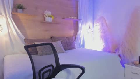 ANTARA REY online show from December 30, 2024, 10:01 pm