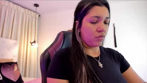              online show from November 23, 2025, 1:44 pm