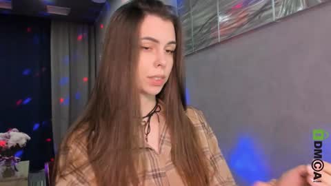 Heiley online show from February 5, 2025, 8:25 pm