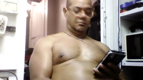 Snapshot of heistt chatting on July 26, 2026, 10:33 am Heist Stein online show from July 26, 2026, 10:33 am