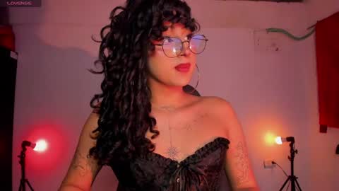 Snapshot of heka_prudence chatting on June 26, 2026, 3:11 am Heka Prudence online show from June 26, 2026, 3:11 am