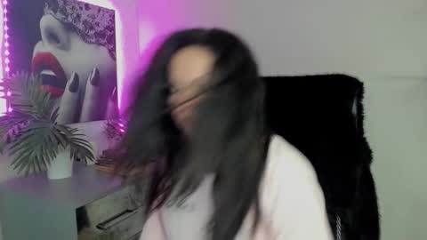 Snapshot of helen_79 chatting on September 18, 2025, 5:42 am Helen online show from September 18, 2025, 5:42 am