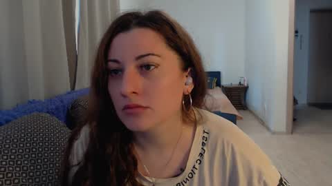 Snapshot of helen_adams_ chatting on July 6, 2026, 6:10 am helen_adams_ online show from July 6, 2026, 6:10 am