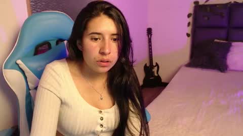 Snapshot of helen_rossy chatting on November 24, 2025, 8:30 pm Helen online show from November 24, 2025, 8:30 pm