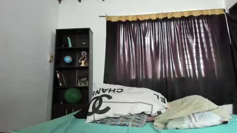 helena_spellman online show from February 2, 2025, 7:35 pm