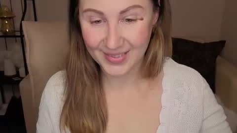 Helen online show from October 26, 2025, 2:28 am