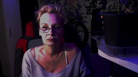 Helga online show from June 22, 2026, 10:40 pm