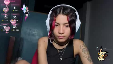 Helia Transfem and Amy online show from October 21, 2025, 6:36 am