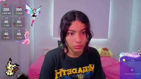 Snapshot of helia_n_amy chatting on February 6, 2026, 1:25 pm Helia Transfem and Amy online show from February 6, 2026, 1:25 pm