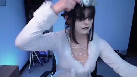 Snapshot of hell_dancer_ chatting on June 18, 2026, 2:01 am Lexa online show from June 18, 2026, 2:01 am
