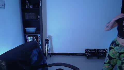 Snapshot of hell_dancer_ chatting on July 23, 2026, 3:04 am Lexa online show from July 23, 2026, 3:04 am