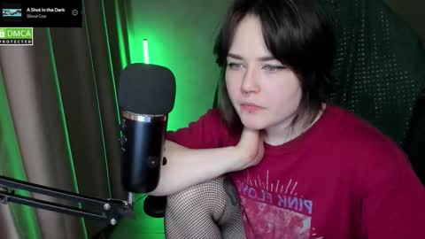 Red online show from February 19, 2026, 9:00 pm