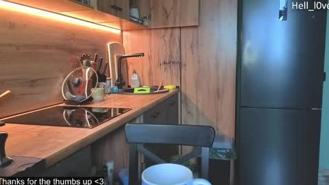 Snapshot of hell_l0ve chatting on May 10, 2026, 1:55 am Anastasiia online show from May 10, 2026, 1:55 am