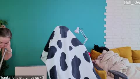 Snapshot of hell_l0ve chatting on May 29, 2026, 5:16 am Anastasiia online show from May 29, 2026, 5:16 am