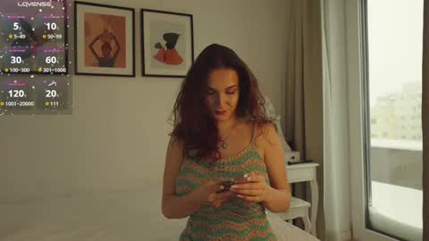 Lorette Lory online show from February 17, 2025, 12:48 pm