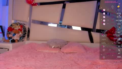 hellen__smith_ online show from December 20, 2025, 1:23 am