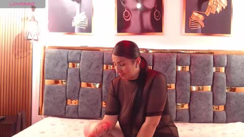 Snapshot of hellen_mark chatting on May 11, 2026, 4:04 pm Hellen. online show from May 11, 2026, 4:04 pm