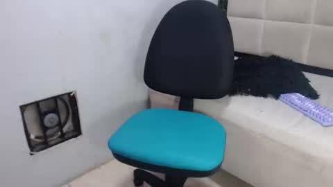 hellen_queensex online show from February 3, 2025, 6:07 pm