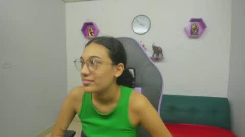 hellen_queensex online show from February 15, 2025, 4:12 pm