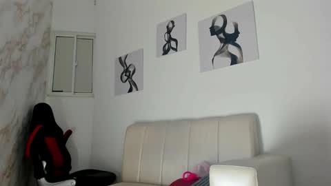 Snapshot of hellen_rice chatting on October 12, 2025, 10:03 am hellen_rice online show from October 12, 2025, 10:03 am