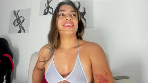 Snapshot of hellen_rice chatting on October 13, 2025, 11:21 am hellen_rice online show from October 13, 2025, 11:21 am