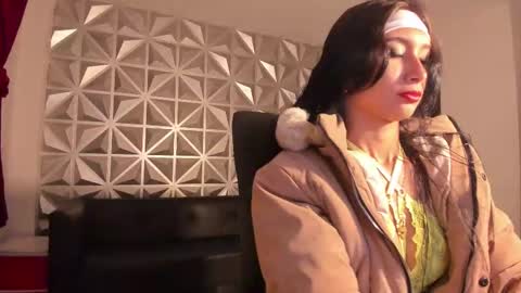 Hellen online show from September 15, 2025, 12:49 pm