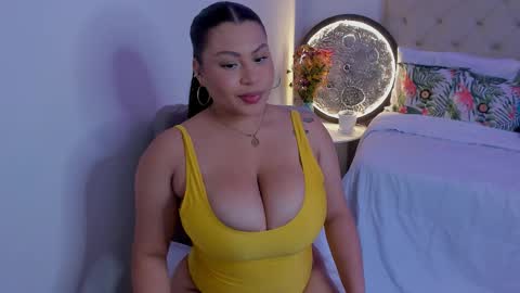 hellenamazing online show from December 5, 2025, 3:15 am