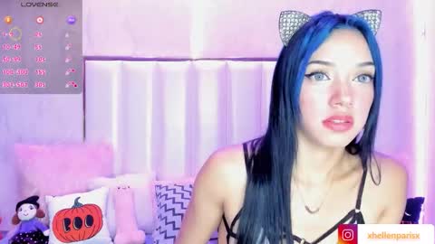 Hellen Paris online show from October 28, 2025, 5:55 am