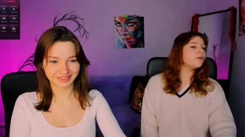 Helli online show from November 18, 2025, 9:08 pm