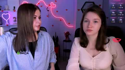 Helli online show from March 22, 2026, 8:23 pm