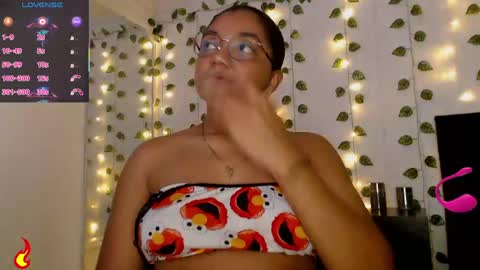 Snapshot of hello_candy chatting on May 15, 2026, 12:06 am Candy online show from May 15, 2026, 12:06 am