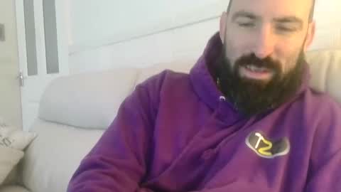 Snapshot of hellobunbunx0 chatting on October 14, 2025, 8:37 am hellobunbunx0 online show from October 14, 2025, 8:37 am