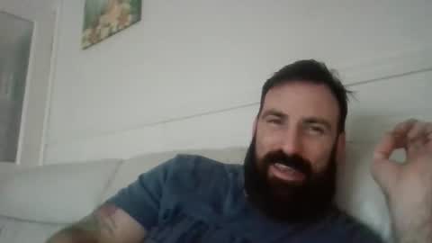 Snapshot of hellobunbunx0 chatting on April 2, 2026, 6:16 pm hellobunbunx0 online show from April 2, 2026, 6:16 pm