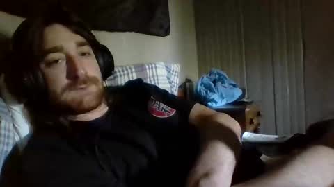 longhairbeardedguy online show from April 7, 2026, 1:22 pm