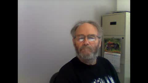 helopilot01 online show from October 19, 2025, 4:07 pm