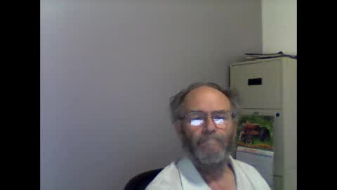 helopilot01 online show from October 21, 2025, 12:33 am