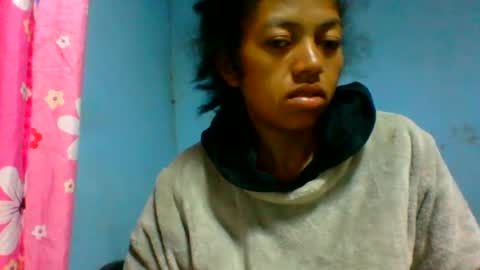 Snapshot of henitsaldy chatting on July 9, 2026, 2:15 am henitsaldy online show from July 9, 2026, 2:15 am