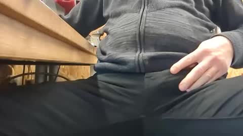 henkietien online show from January 18, 2026, 10:41 am