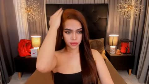 Snapshot of hennessygoddess69 chatting on January 26, 2025, 5:34 pm HENNESSY online show from January 26, 2025, 5:34 pm