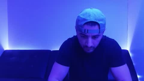 Snapshot of hennidrip chatting on January 12, 2026, 4:29 am HENNIDRIP online show from January 12, 2026, 4:29 am