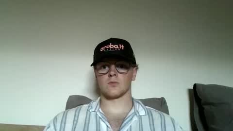 Snapshot of henrietje chatting on May 27, 2026, 7:00 pm henrietje online show from May 27, 2026, 7:00 pm