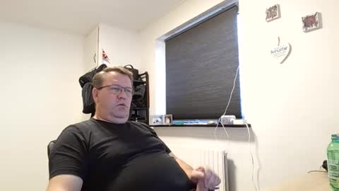 henrikrp1971 online show from January 17, 2025, 1:03 pm