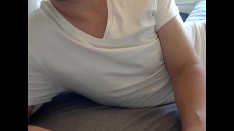Snapshot of henryhipster chatting on May 27, 2026, 7:38 am Henryhipster sub spank useme new Europe Twink kiss first fit kinky naughty online show from May 27, 2026, 7:38 am
