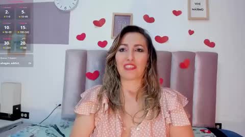 Hera godes online show from February 15, 2025, 8:54 pm