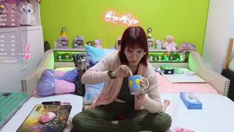 HeraLuna  online show from February 19, 2026, 9:44 pm